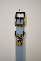 Collier chien Biothane bleu pastel – fait main – largeur 25mm